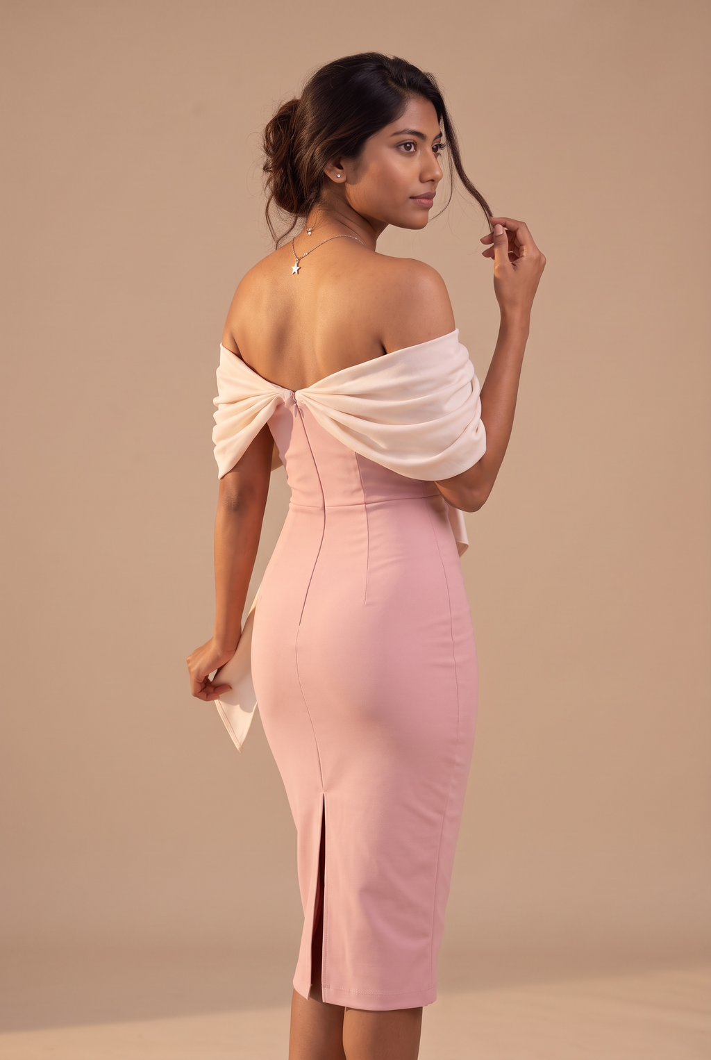 Sculpted Bow Midi